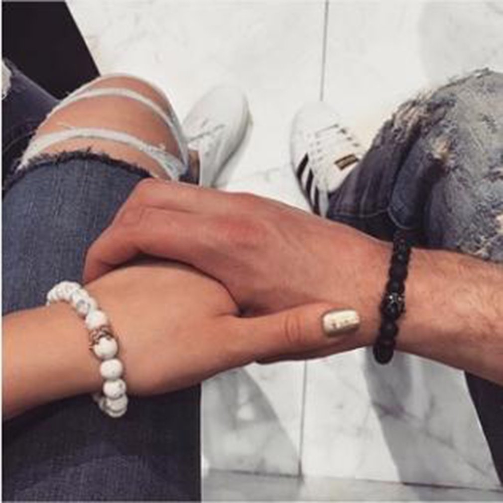 Pulsera de pareja de ajustable de piedra volcánica de mármol Scrub Beads Crown Bangles para Mujeres Hombres joyería con caja negra