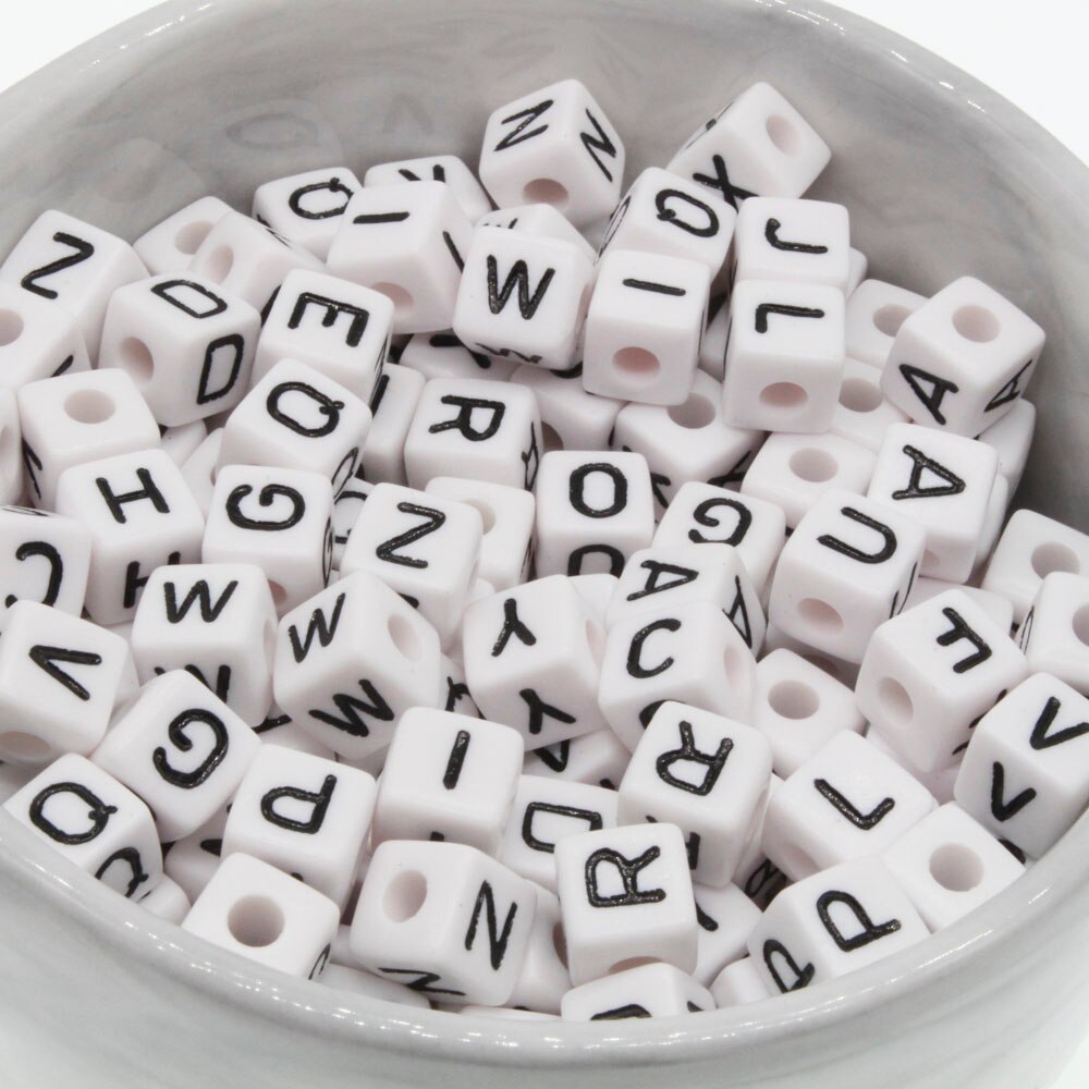 100Pcs 10 Mm Letter Kralen Willekeurige Gemengde Cubic Acryl Kralen Wit Alfabet Kralen 10 Mm Facet Kralen Voor Diy ketting: A008white