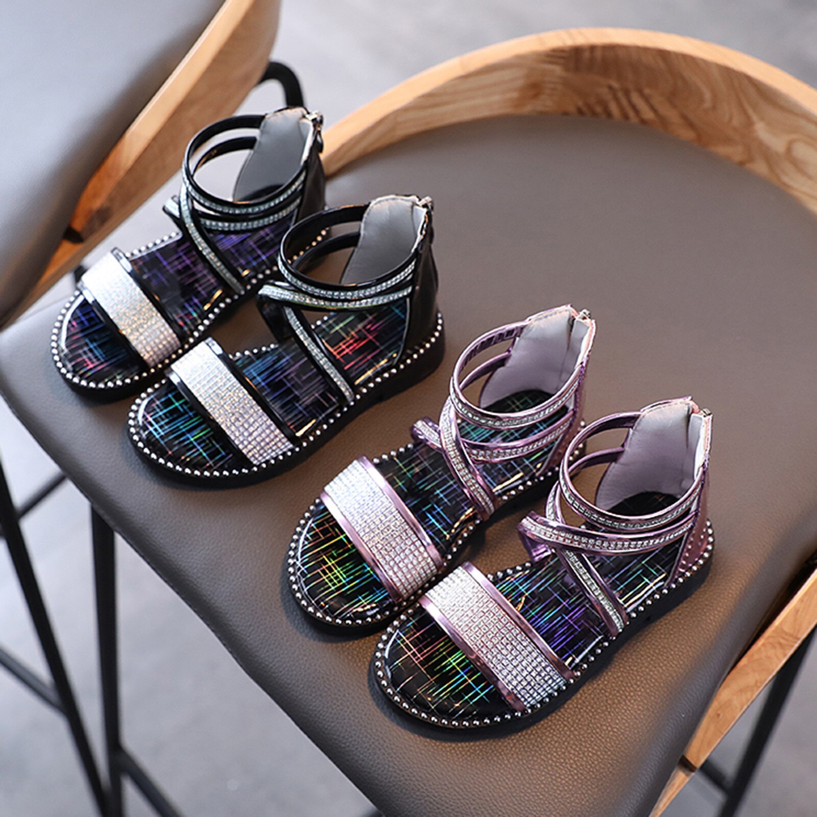 Sandales respirantes pour enfants, pantoufles plates de princesse scintillantes, chaussures à semelles souples pour tout-petits