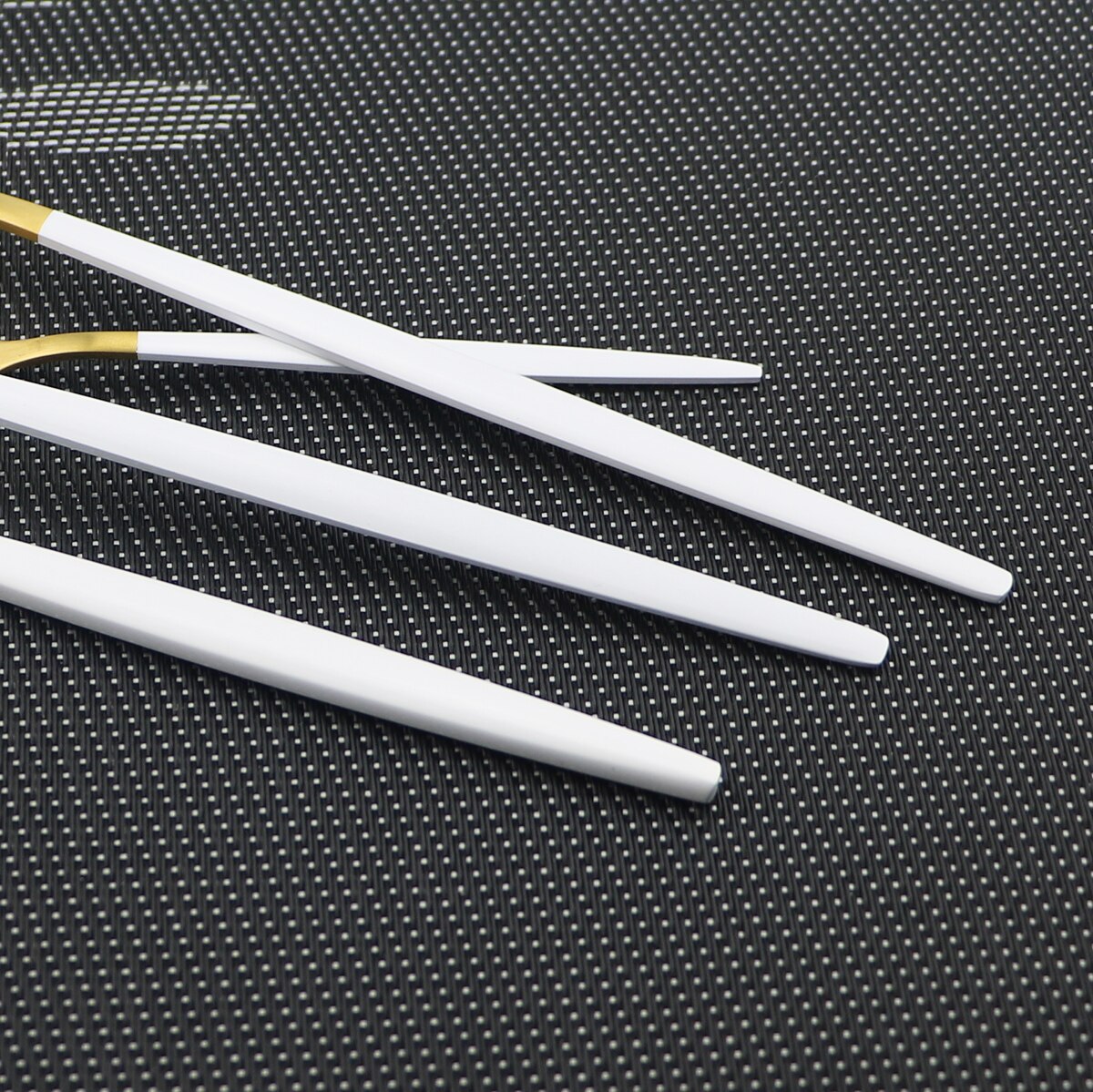 Western 40Pcs Black Matte Cutlery Set 304 Stainless Steel Dinnerware Set Knife Fork Spoon Flatware Kitchen Silverware