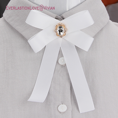SUQI Mode Boog Broches Pins sieraden Voor Vrouwen Lint Das Broche vrouwen kinderen broche tie voor Party bruiloft: white