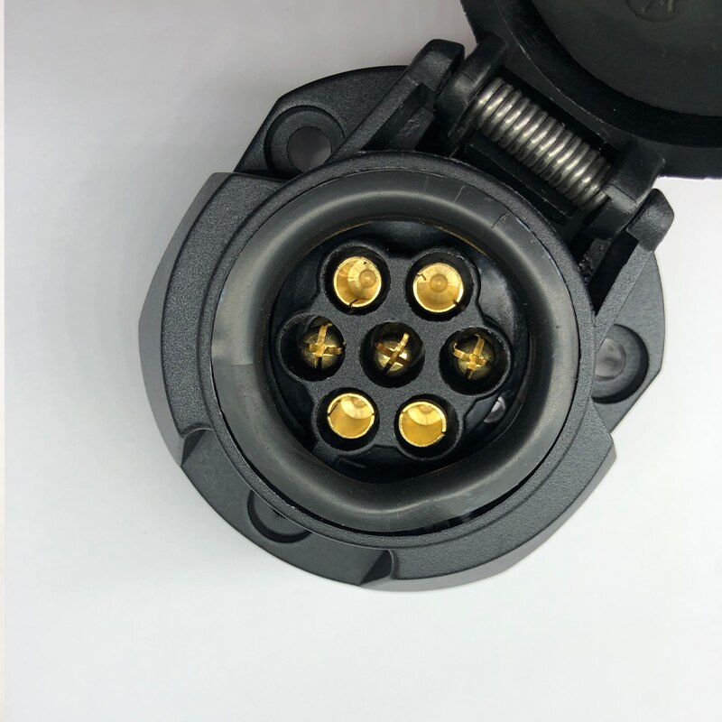 Truck accessories 12V 7pin plastic Trailer Socket female Waterproof trailer accessories camp Trailer Parts caravan accessories