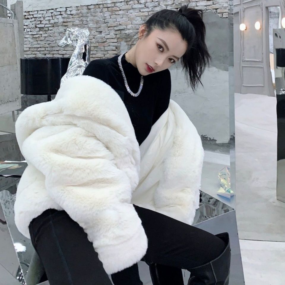 2024 Jas Dames Herfst en Winter Losse Pluche Faux Konijnenbont Capuchon Vest Dames Casual Mode Middellange Lengte Bontjas