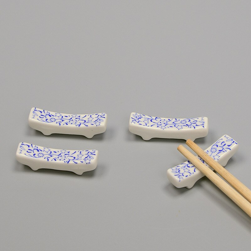 Soporte para palillos chinos de cerámica japoneses hechos a mano, de porcelana azul y blanca, palillos para sujetar muebles artesanales