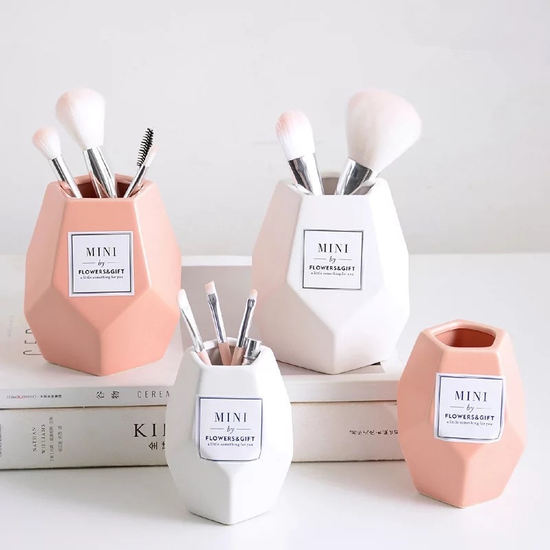 Escova de maquiagem cerâmica frasco de armazenamento rosa cerâmica garrafa de armazenamento organizador de armazenamento de cosméticos caneta titular desktop recipiente de cerâmica