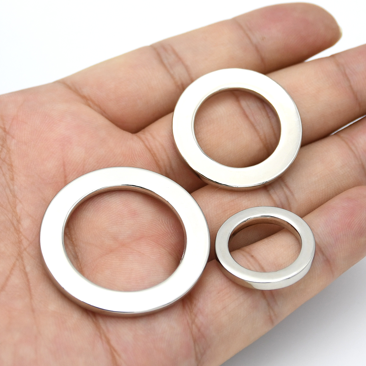 Hebilla circular de alambre plano con anillo redondo de Metal para bricolaje, correas para hombro, mochila, piezas para bolso, correa artesanal de cuero, bolso con cinturón, 4 tamaños, 1 ud.: 4 # / Plata antigua