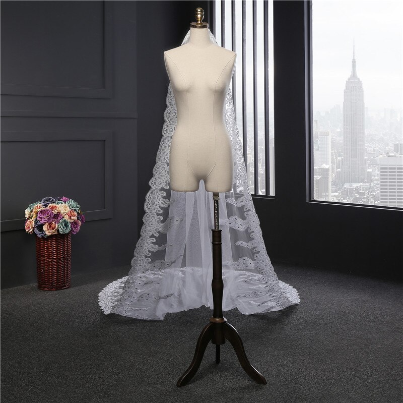 Voile de mariage 3.5 mètres de longueur 1.8 M largeur Image réelle cristaux strass dentelle BlingBling cathédrale voiles de mariée avec peigne