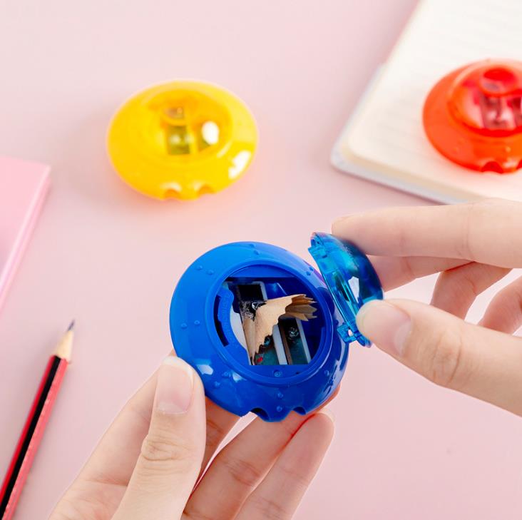 Juego de 4 unidades de sacapuntas con forma de OVNI, platillo volador de colores, sacapuntas con doble agujero, cortador de lápices para niños, de papelería