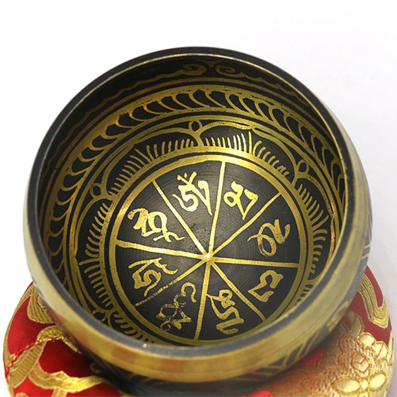 Ensemble de bols chantants tibétains antiques à l'esprit silencieux avec maillet à double surface et coussin en soie favorisant la guérison des chakras de la paix
