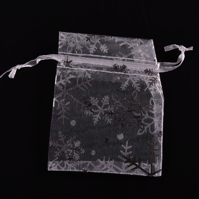 100Pcs Wit Met Zilveren Sneeuwvlok Christmas Pouches Organza Zakjes Gunst Briefpapier Houder 7*9Cm