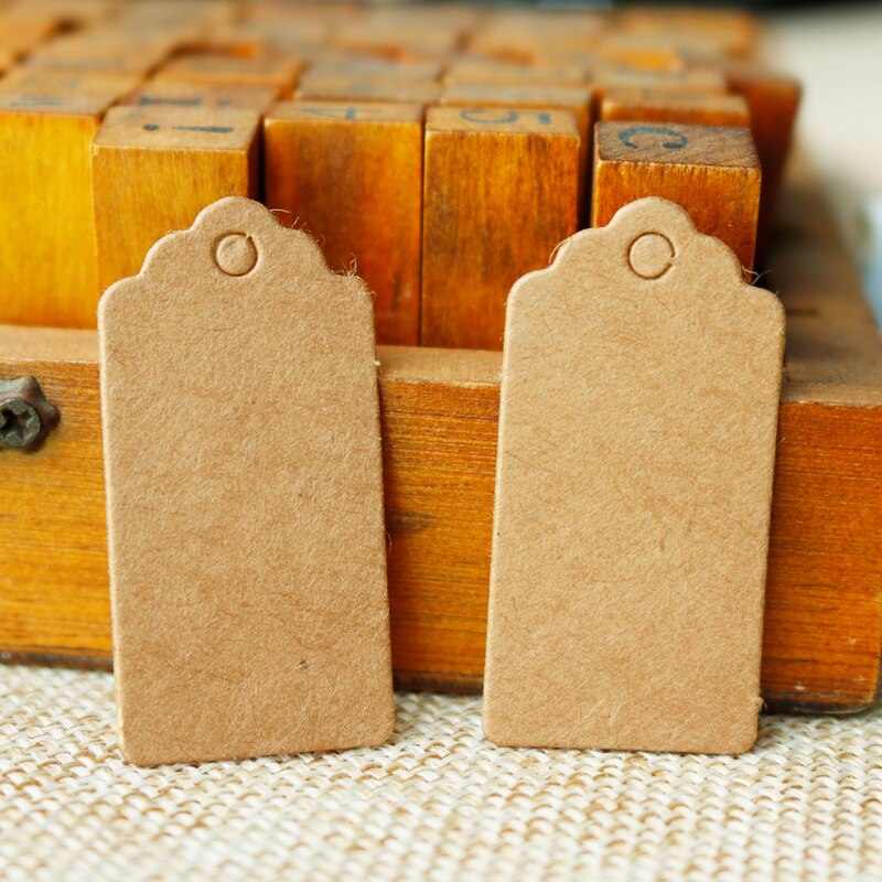 Mini étiquettes en papier Kraft 2x4cm, étiquette vierge pour boîte, emballage de sacs en papier, décoration, bricolage, tissu artisanal, étiquette à coudre, 50 pièces