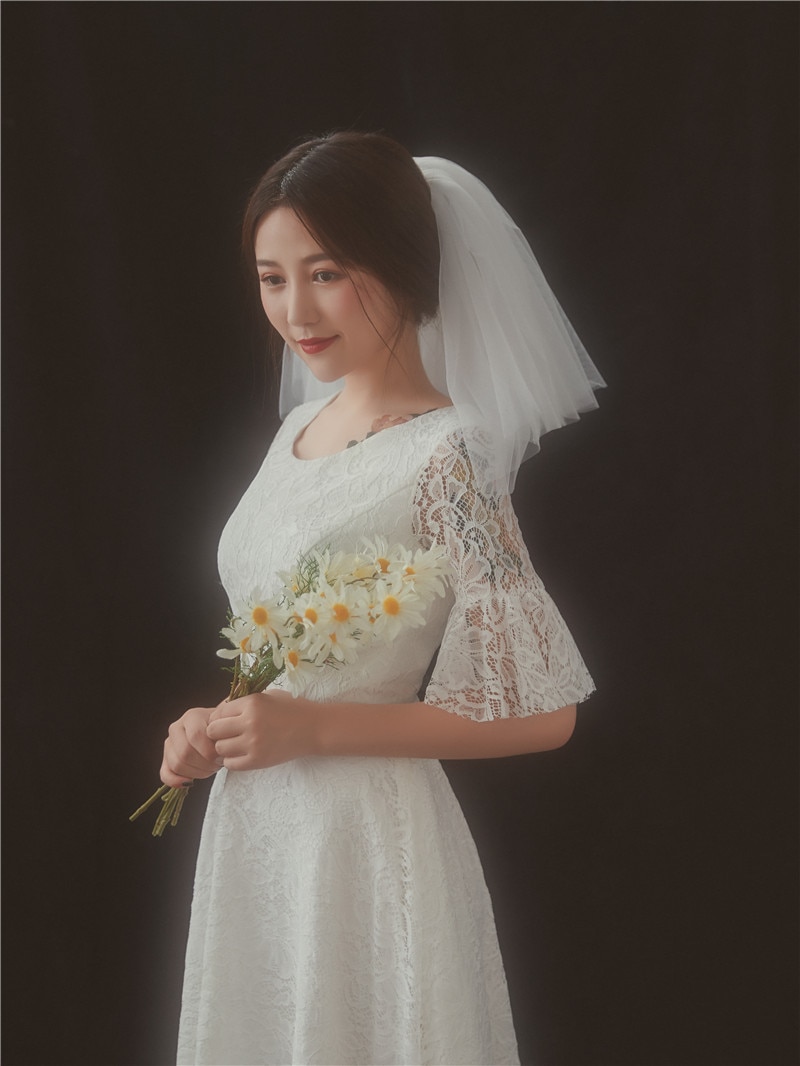 Short Mini Simple Bridal Veils Lush Mesh Shoulder Length Veils Vintage Wedding Veils For Woman White Ivory Accesoire Mariage