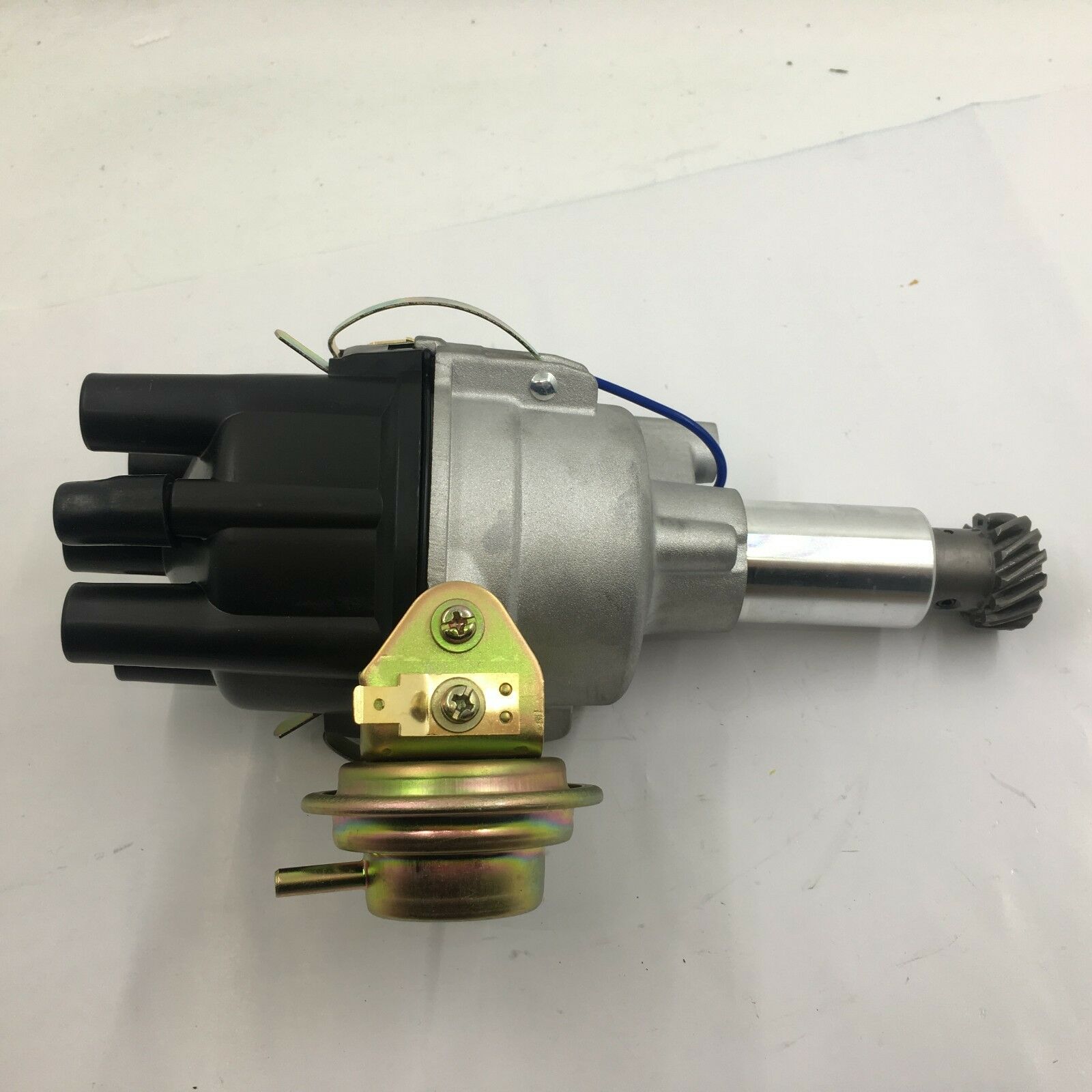 SherryBerg Ignition point Distributor For Nissan Datsun 1200 A10 A12 A13 A14 A15 point distributor