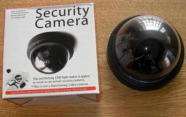 Thuis Gesimuleerde halfrond security camera monitor 2aa voeding-uitgesloten
