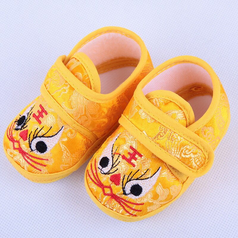 Baby shoes Chinese traditional tiger head shoes non-slip toddler shoes: YELLOW / 13-18 Months