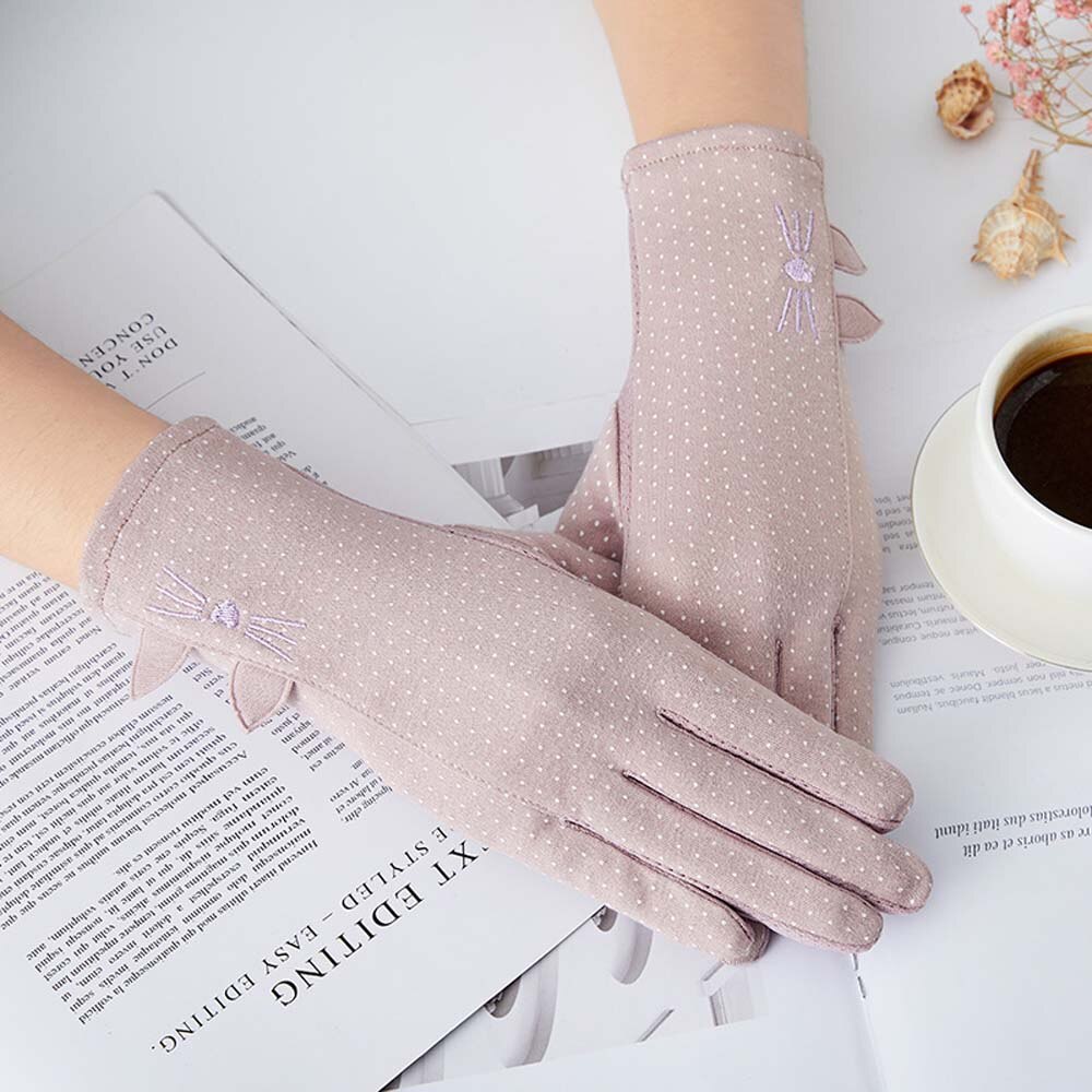 Mode Vrouwen Handschoenen Dames Zon Protec Handschoenen Dunne Zomer Rijden Elastische Katoen Ademend Rijden Handschoenen Leuke Kat Dot Mitten: light purple-Side