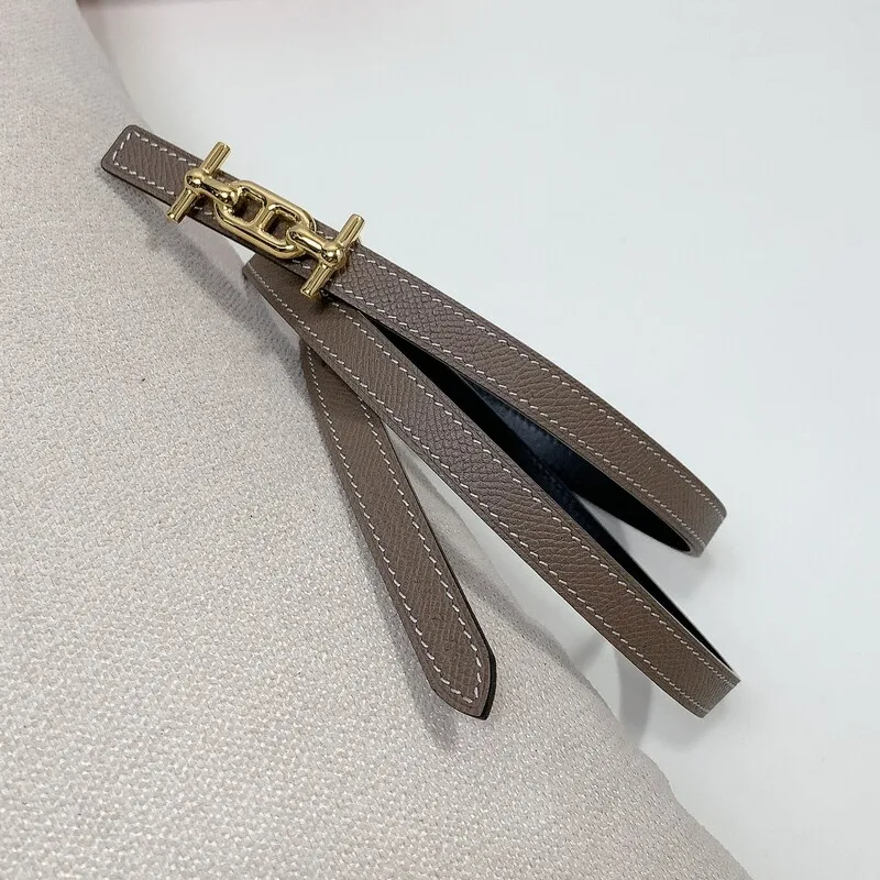 Cintura semplice in vita sottile da donna 1.3 strato a testa piena di grana di pesce con dovuto lati con cintura accessoria con fibbia scavata in acciaio