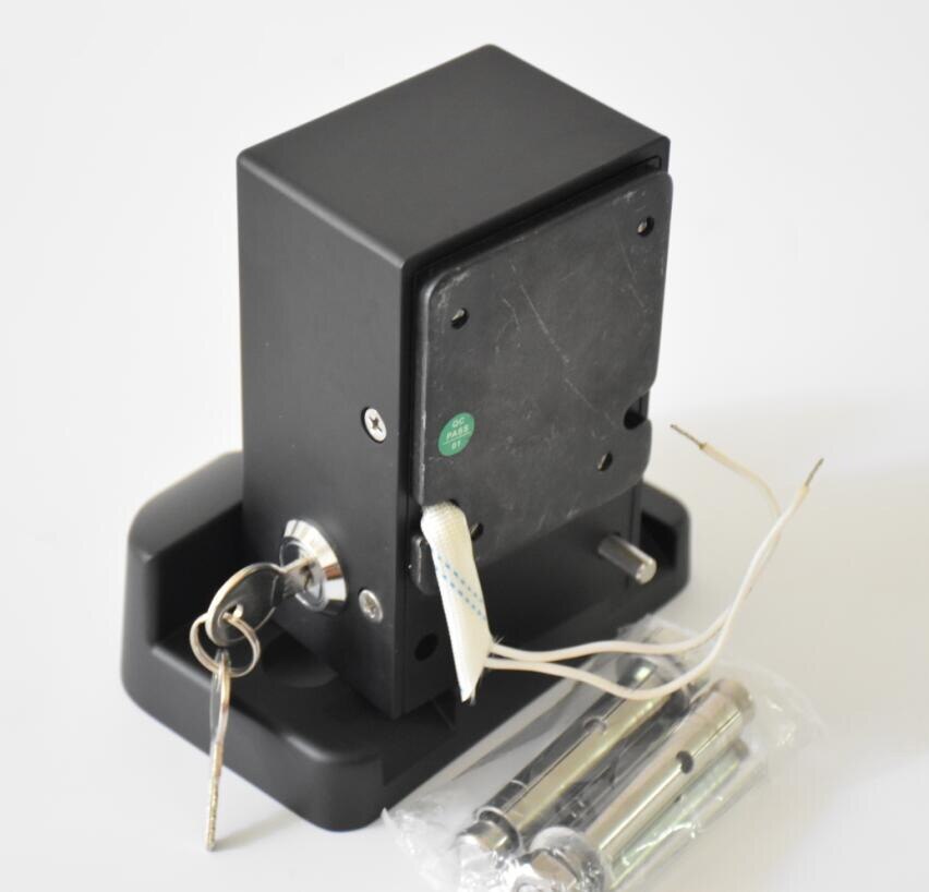 Waterproof swing gate electrical lock deadbolt for swing gate opener