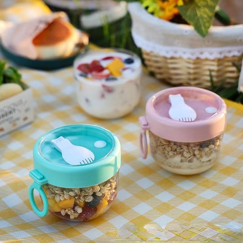 Portable Breakfast Cup with Leak-Proof Lid, Overnight Oats Bowl with Spoon, Microwave Safe Salad Bowl, Yogurt Cup, Milk Bottle
