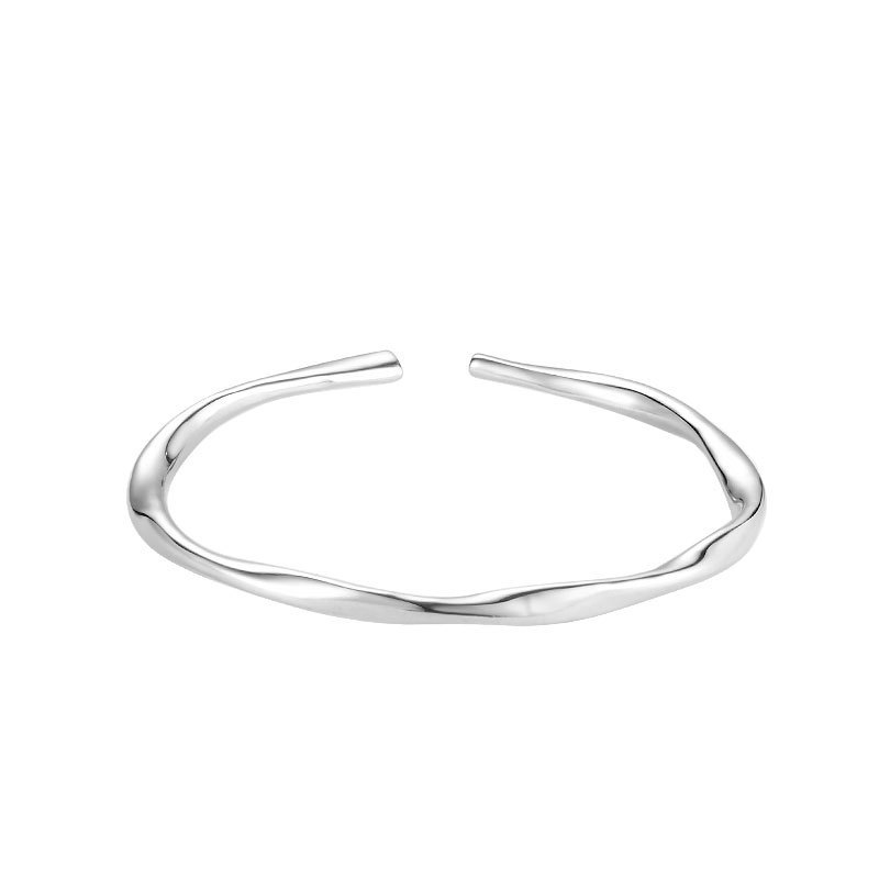 Vintage armbånd i rustfritt stål, unisex, avslappet mobius-armbånd med vridning: Varm stempling