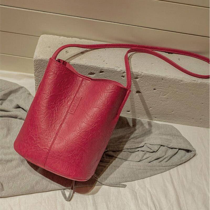 Retro bucket bag pu letaher skuldertaske stor kapacitet crossbody taske let shopping skuldertaske avanceret dame håndtaske: Rødvin