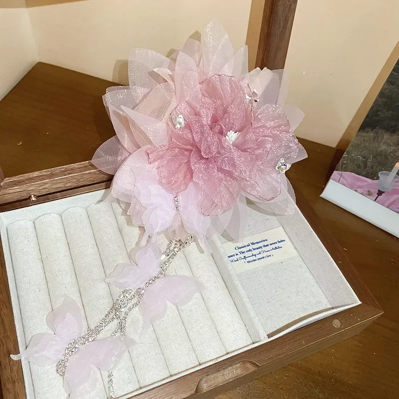 Fleurs de gaze rose strass papillon longue frange requin griffes de cheveux pour les femmes Super fée douce Fairycore accessoires