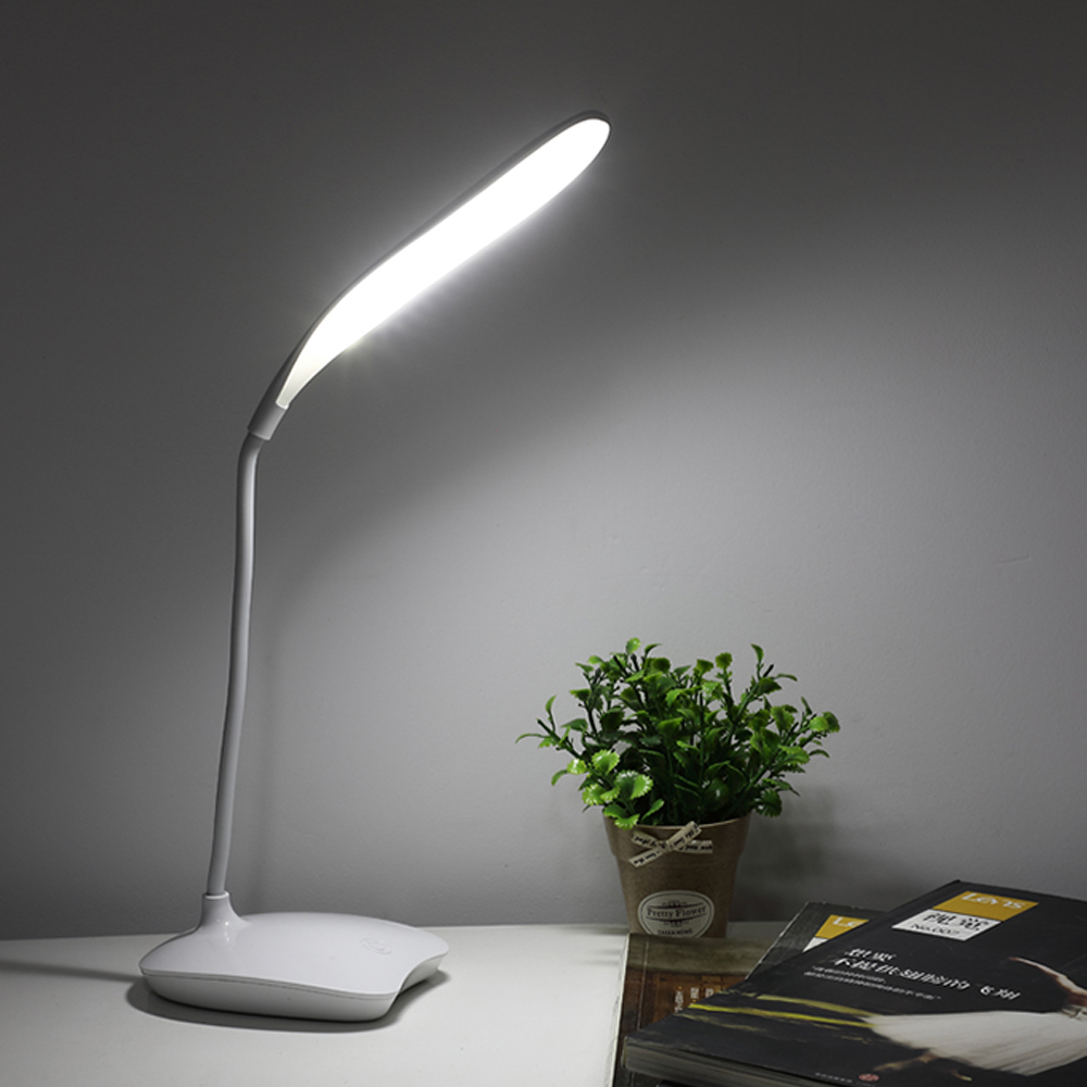 Becostar LED Bureaus Lamp 7W USB Oplaadbare Tafellamp 3 Modes Dimbare LED Bureaulampen Eye bescherming Tafellamp