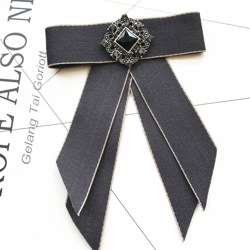 Handgemaakte Britse Stijl Retro Diamond Solid Strikjes Voor Mannen Wedding Groomsman Bowtie Stropdas Mode Accessoires: 32