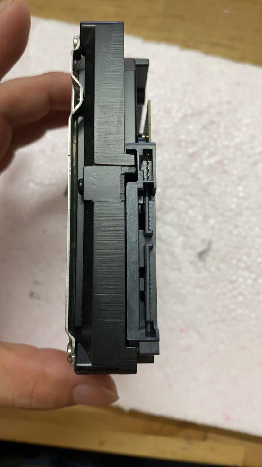 Seagate 2TB internal hard disk 3.5" 5900RPM 64M cache SATA III 6Gb/s 2TBG HDD HD desktop hard disk ST2000VM003