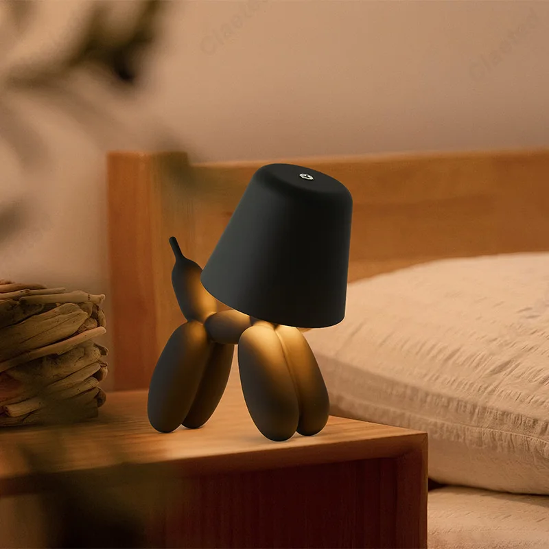 Creatieve LED Omgevingslicht USB Opladen Thuis Studie Slaapkamer Bedlampje Decoratie Verlichtingsarmatuur