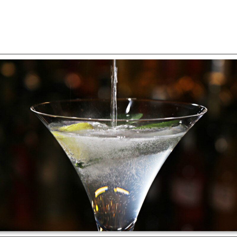 Calice creativo europeo moderno triangolo semplice vino rosso bicchiere da Champagne bicchiere da cocktail classico casa sbarra tazza da vino