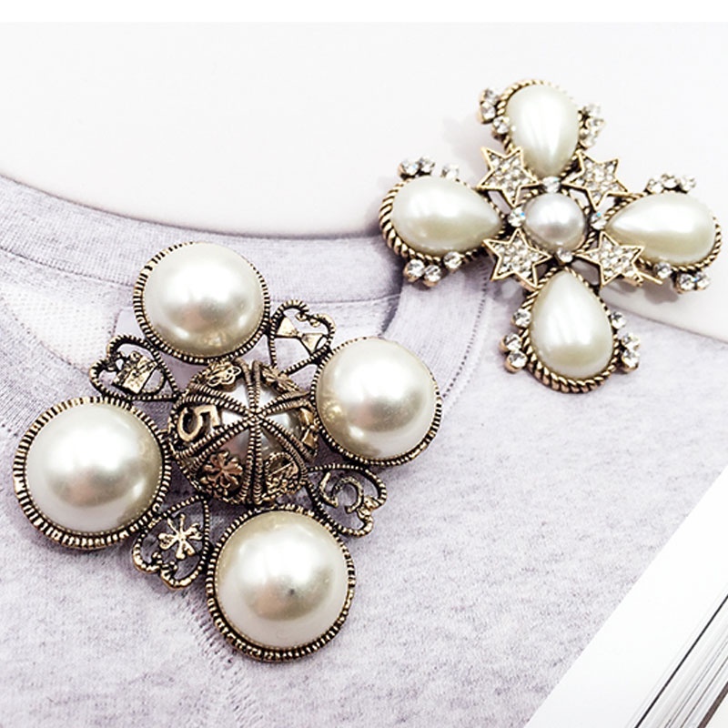 Retro Luxe Vrouwen Strass Kruis Barokke Broche Elegante Parel Sieraden Broches Pins Broche Voor Vrouwen Jas Jurk