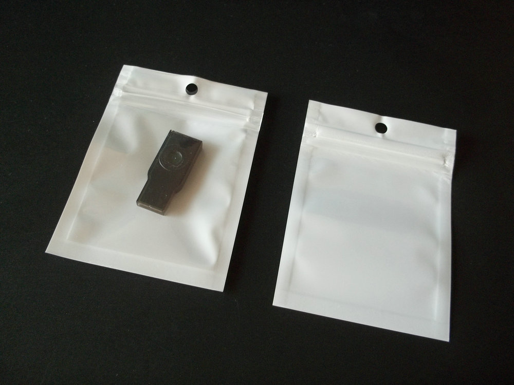 500pcs/Lot 6*10cm clear/white Pearl retail packing plastic bag pack package bag poly opp pe packaging bag