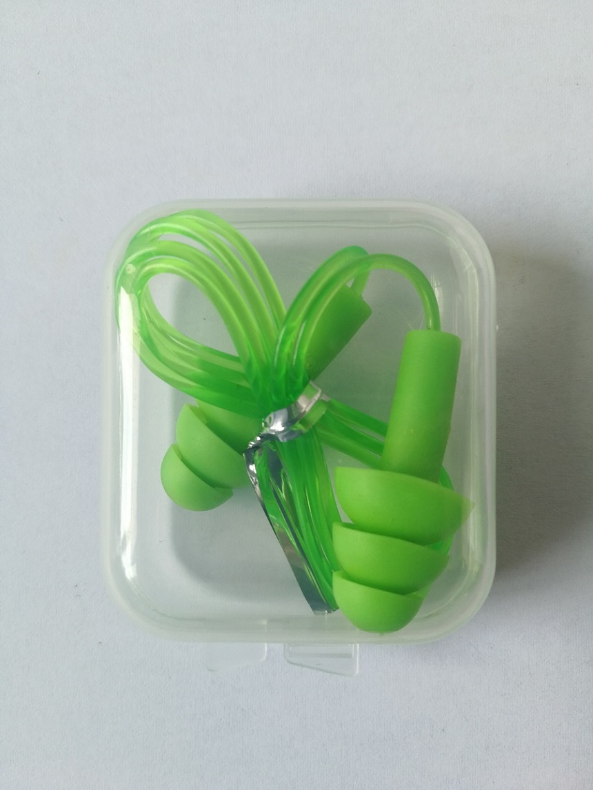 4pieces box-packed comfort earplugs noise reduction silicone Soft Ear Plugs PVC rope Earplugs Protective for Swimming for sleep: green