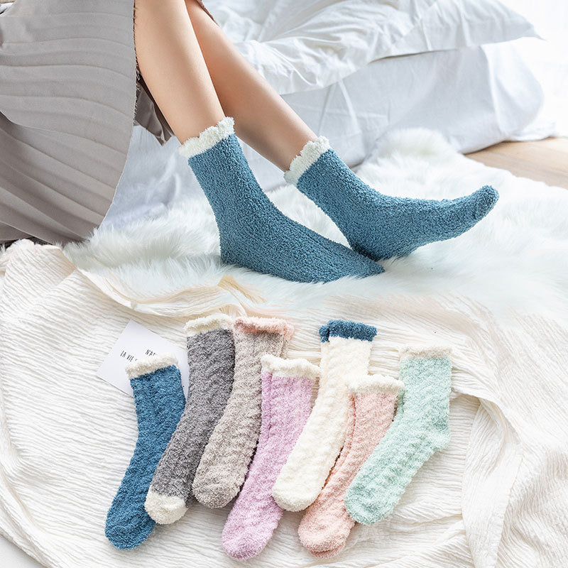 1 Pair of Coral Plush Socks Women's Plush and Thickened Sleeping Terry Socks Autumn and Winter Floor Thickened Warm Socks