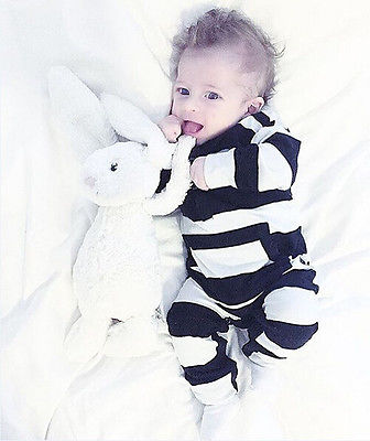 Mooie Zuigelingen Baby Meisjes Jongens Kleding Lange Mouw Rompertjes Wit Zwart Gestreepte Bebes Kleding Outfits 0-3Y