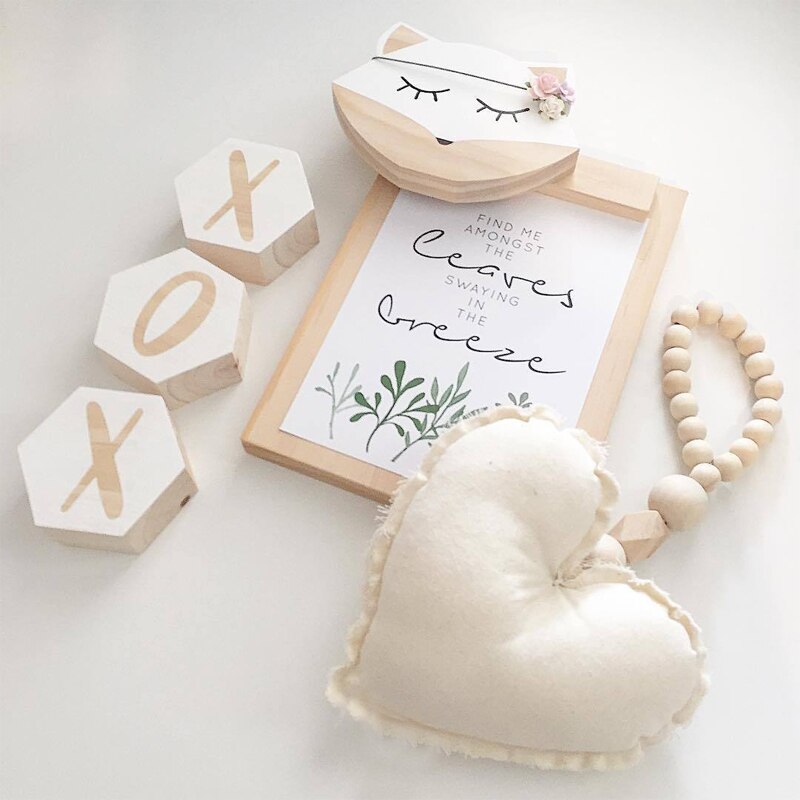 Lovely Wooden Beads Cotton Star Moon Heart Shaped Wall Decoration Ornaments for Kids Baby Bedroom Home Nursery Decor