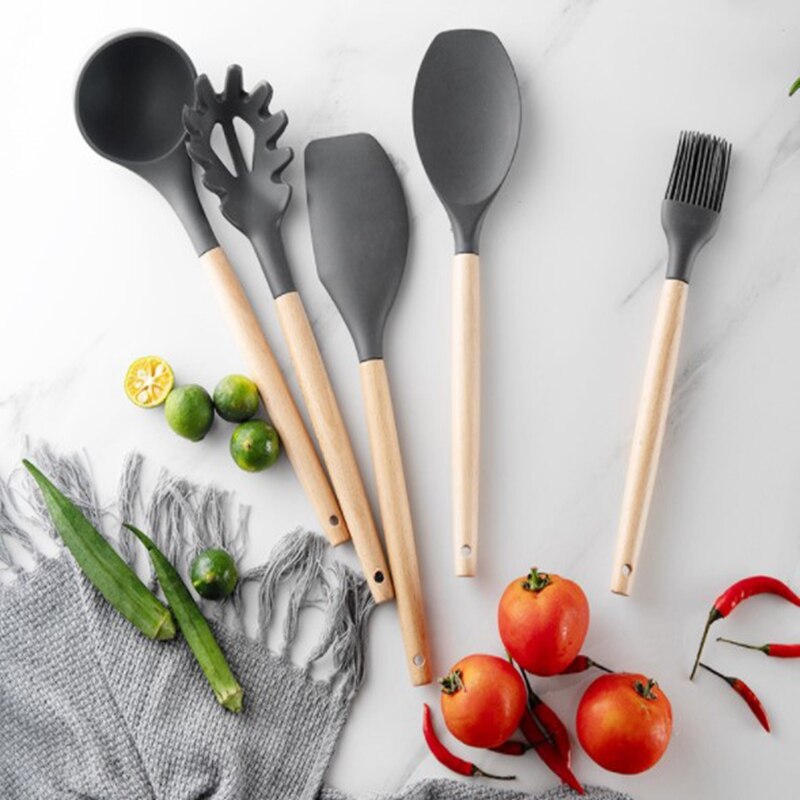 Silicone Cooking Utensils Set Soup Spoon Spatula Brush Non-Stick Shovel Wooden Handle Kitchen Tool Heat-Resistant