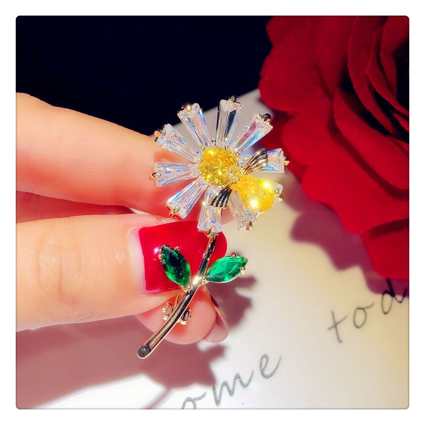 Broches Voor Vrouwen S925 Zonnebloem Bee Broche Pin Eenvoud Mooie Vest Sjaal Gesp Temperament Overjas Accessoires
