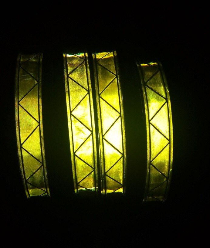 Tira de advertencia reflectante de PVC de 2,5 cm * 1M, Material auxiliar para ropa, cinta reflectante fluorescente para tráfico de carretera