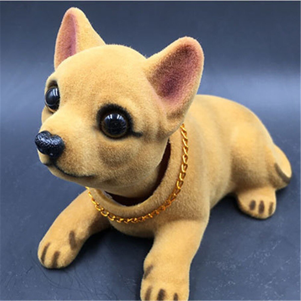 Adornos de coche para Chihuahua, juguetes para salpicadero de perros con cabeza oscilante, accesorios para coches