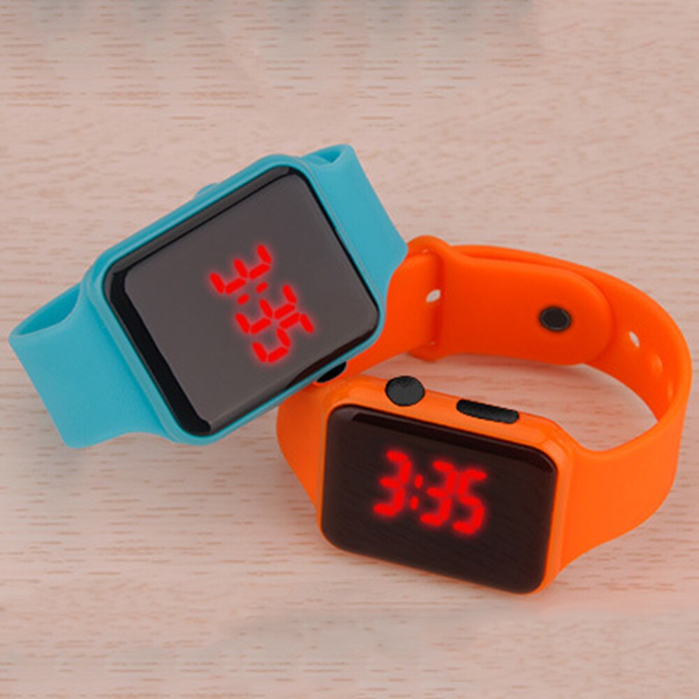 LED Digital Sport Watch for Boys Girls Men Women Unisex Rectangle Dial Display Plastic Electronic Wrist Watch montre homme