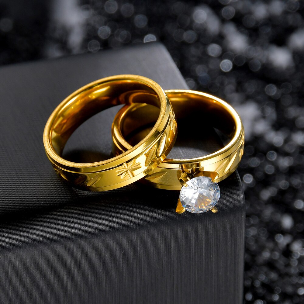 Classic Wedding Bands Ring for Women Men Lover Jewelry Stainless Steel Couple Rings Set Gold Simple Crystal Size 7