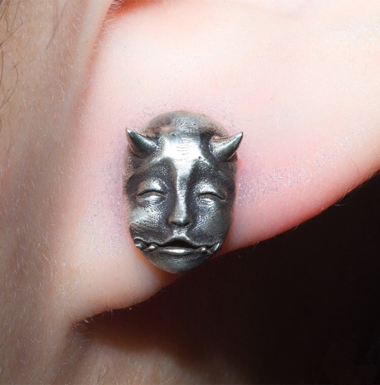 Personality Silver Plated Gothic Horned Demon Baby Stud Earrings Devil Prajna Skull Earrings for Men Women Biker Punk Jewelry