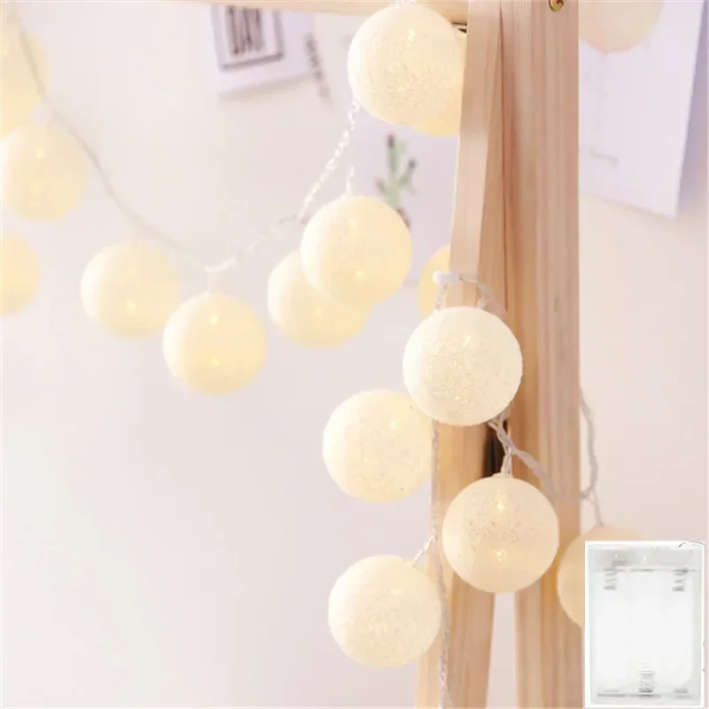 LED-Lichterkette mit Baumwollkugeln, batteriebetrieben oder USB-betriebene Feengirlande, Lichterketten, Weihnachten, , Hochzeit, Party-Dekoration: veränderbar / 0.5W