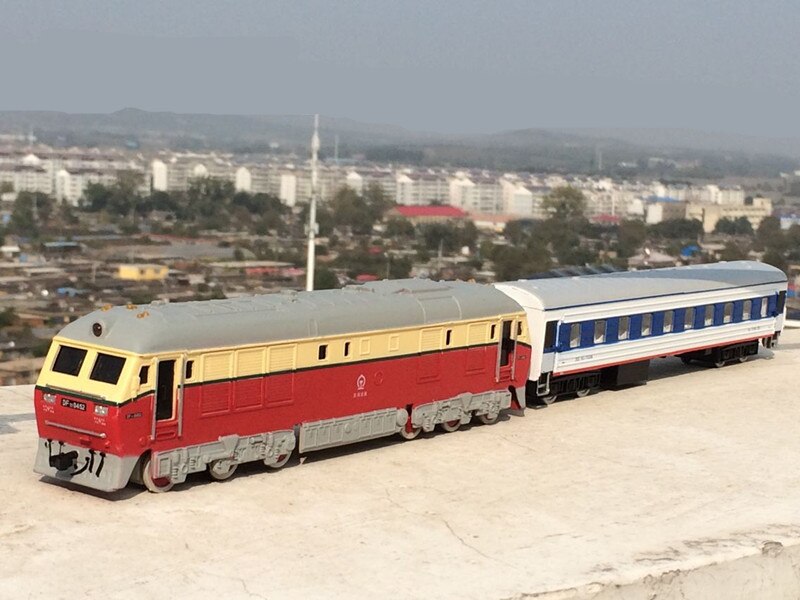 High simulation train model.1:87 scale alloy pull back Double train, passenger compartment,metal toy cars: 14