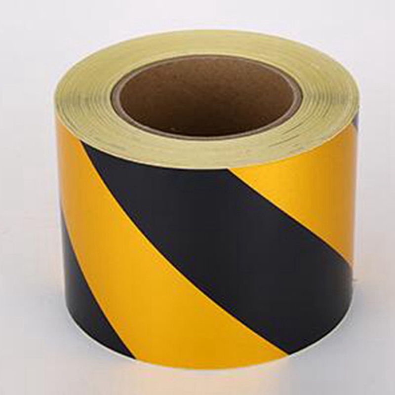 Self-Adhesive Reflective Safety Warning Tape, Reflective Tape On Road Traffic Construction Site