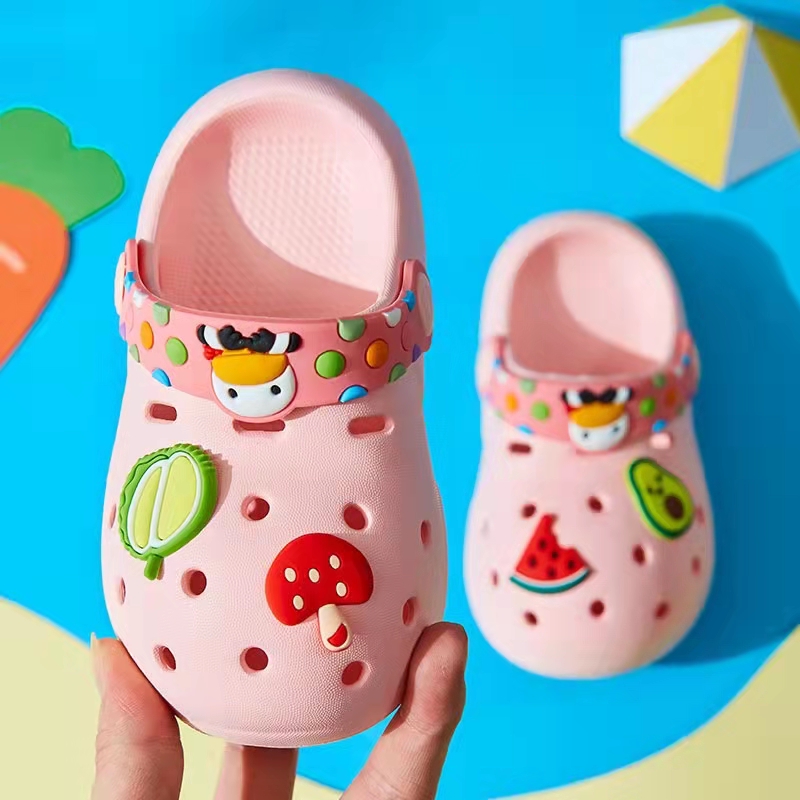 Zuecos bonitos de dibujos animados para Niños, sandalias con agujeros, zapatillas antideslizantes de fondo suave para bebés, zapatos de verano para niñas