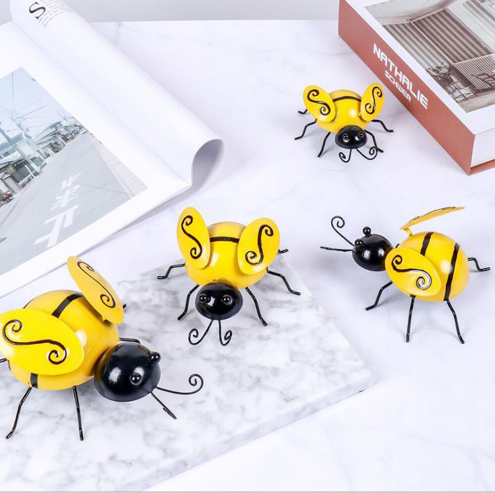 4 Metal Garden Bumble Bee Fence Wall Mounted Ornament Decorations