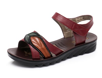 Zzpohe kvinner skinn sandaler sommer dame sko dame myk bunn slip-on komfort mor sandaler sko: Rødvin / 7.5